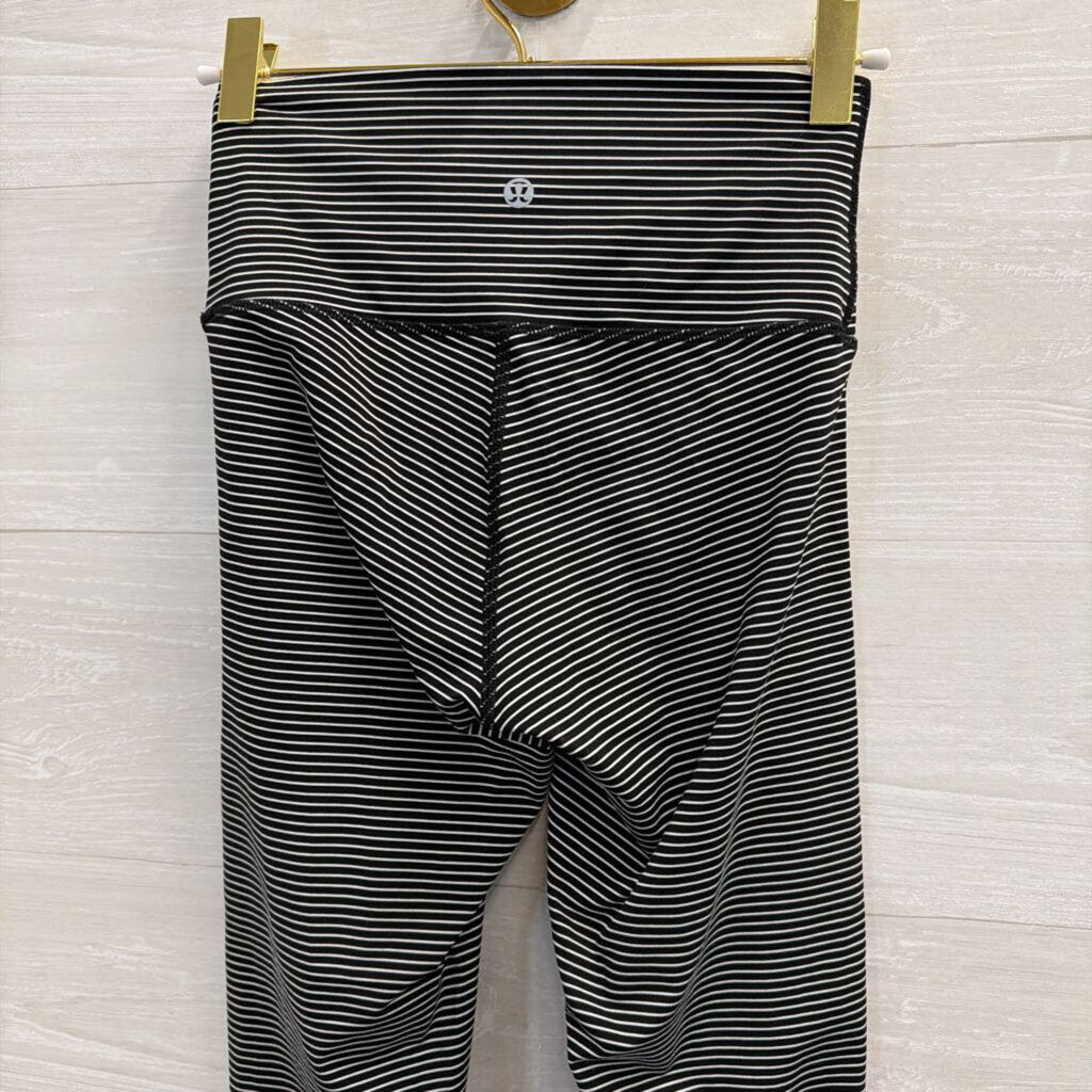 Lululemon Black/ White Striped Leggings 4