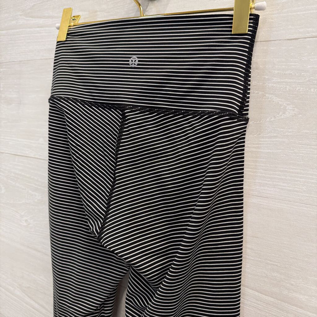Lululemon Black/ White Striped Leggings 4