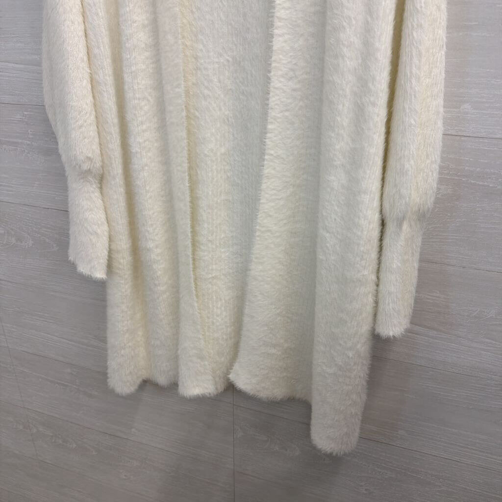 Catherine Malandrino Soft White Fuzzy Open Front Long Sweater Medium