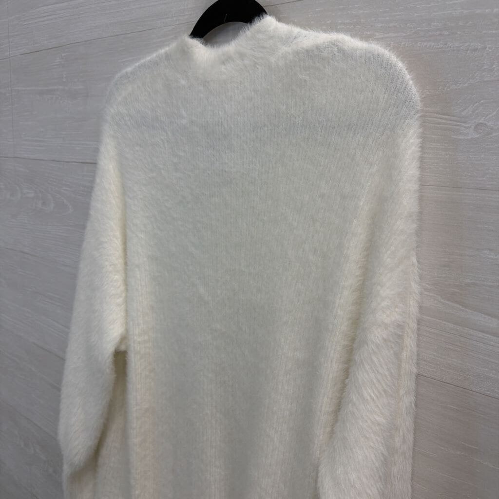 Catherine Malandrino Soft White Fuzzy Open Front Long Sweater Medium