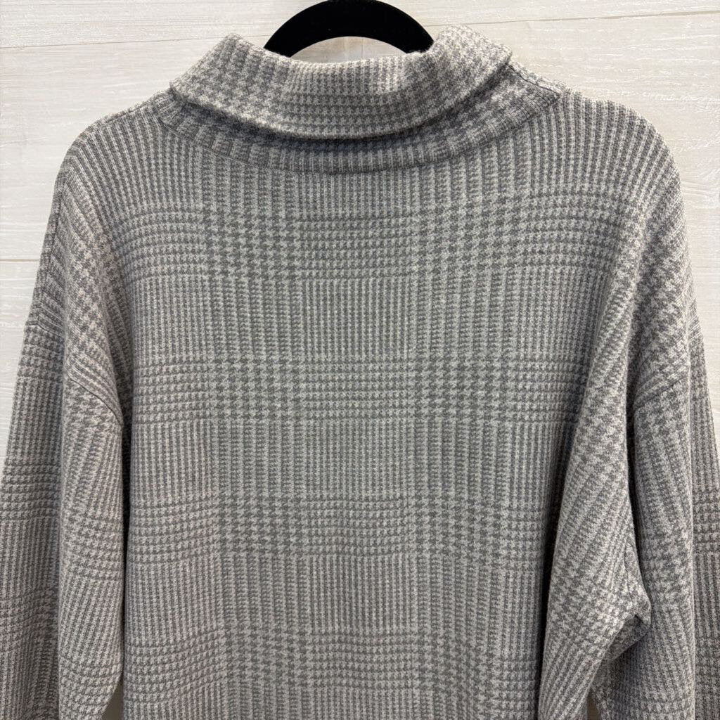 Ann Taylor Grey Plaid Cropped Turtleneck Top Large