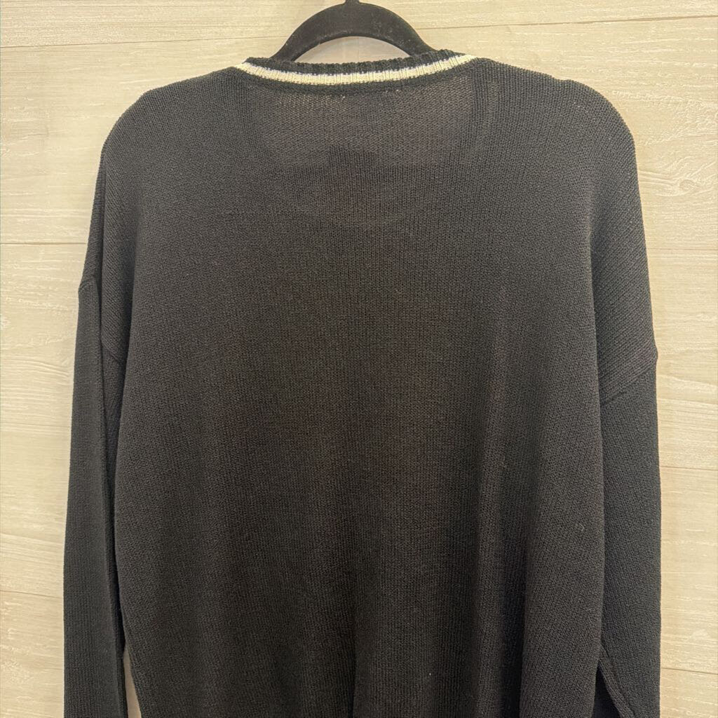 Le Lis Black/ White Touchdown Sweater Medium