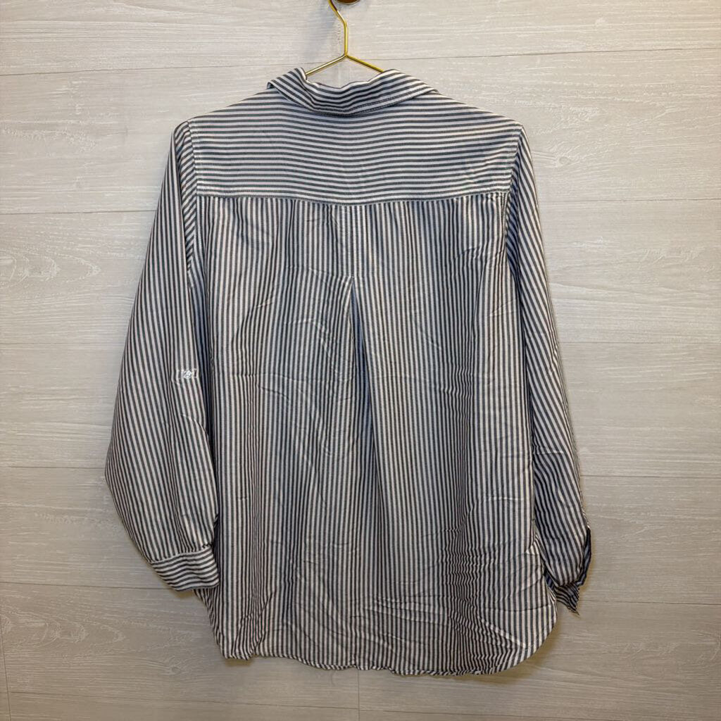 Velvet Heart White/ Grey Striped Long Sleeve Button Down Top Large