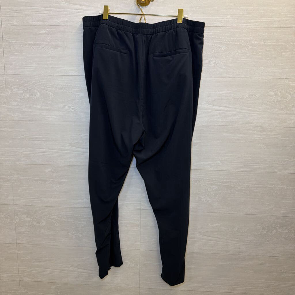 Banana Republic Navy Lightweight Relaxed Pants Extra Large