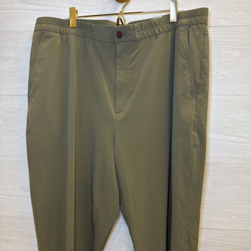 Banana Republic Green Lightweight Relaxed Pants Extra Large