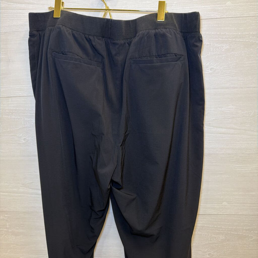 Banana Republic Black Lightweight Pull On Jogger Pants Extra Large