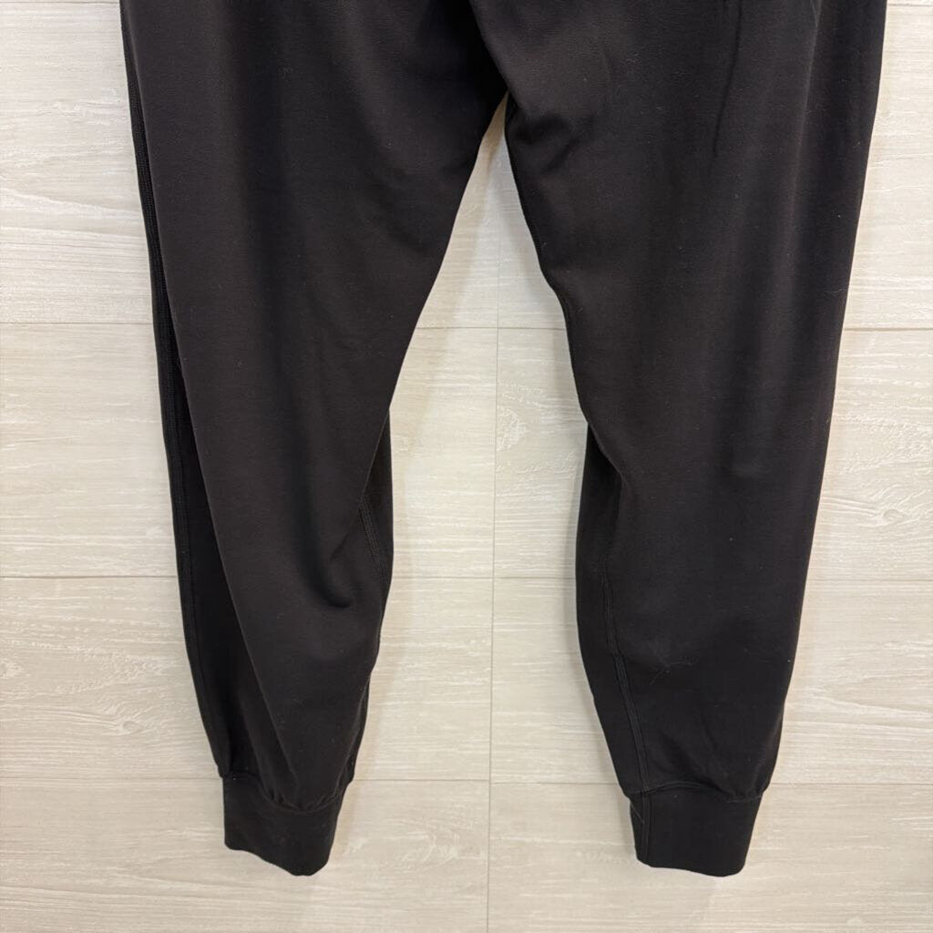 Lululemon Black Joggers 6