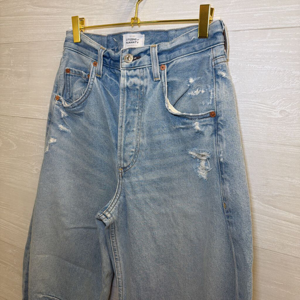 Citizens of Humanity Light Wash Barrel Jeans 25