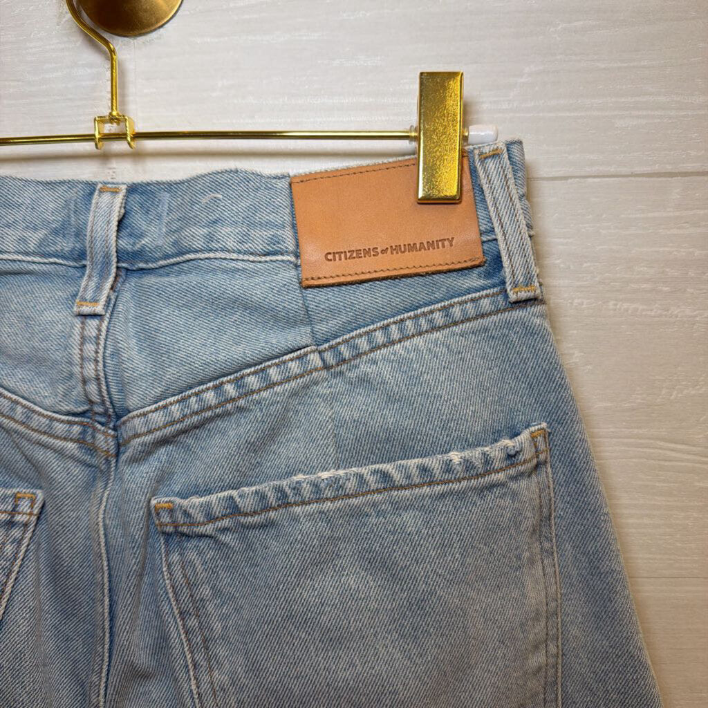 Citizens of Humanity Light Wash Barrel Jeans 25