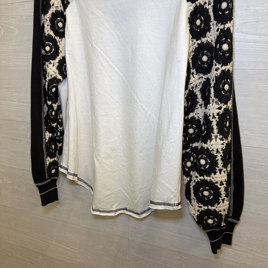 We The Free Black/White Crochet Long Sleeve Top Small