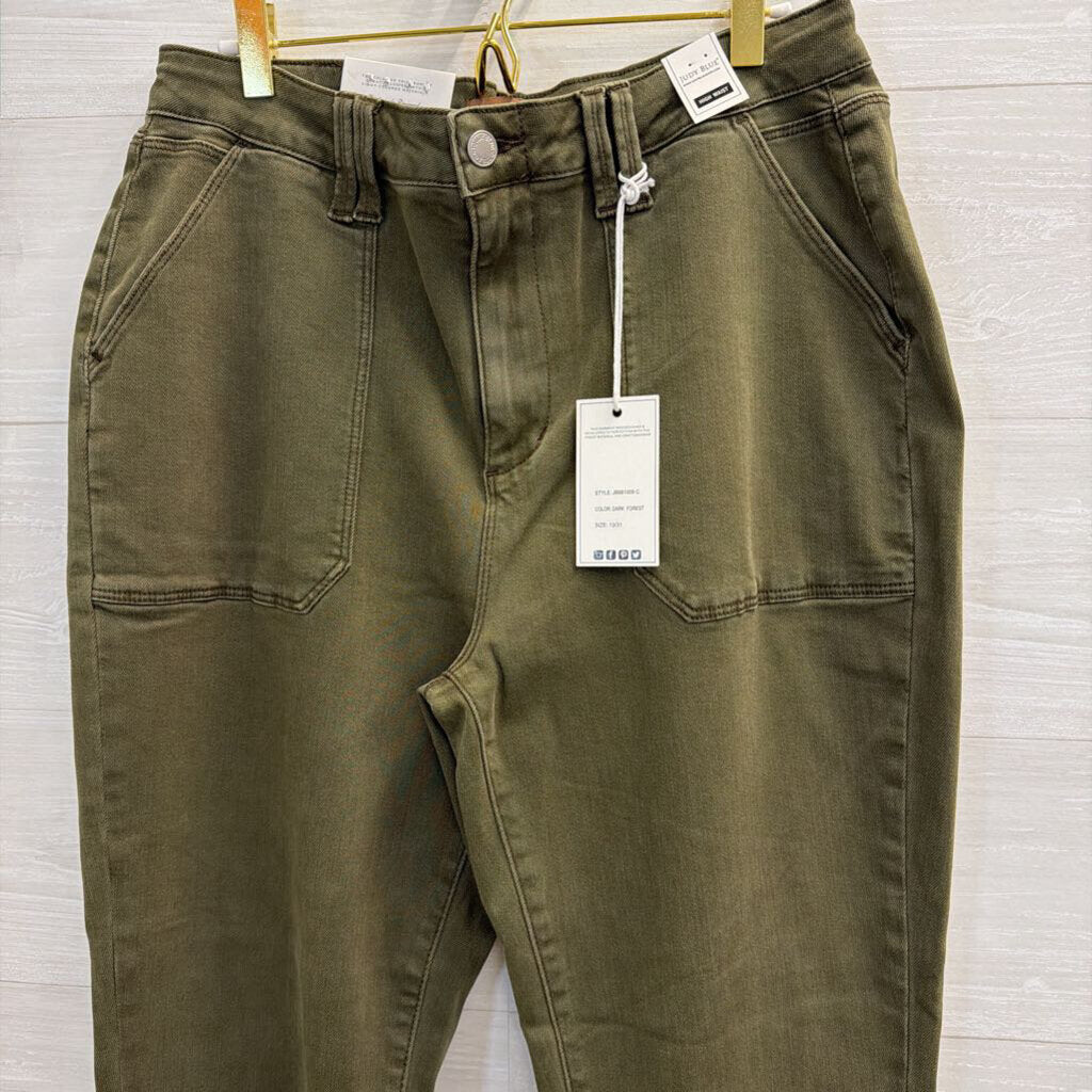 Judy Blue Olive Green Straight Pants NWT 13/31