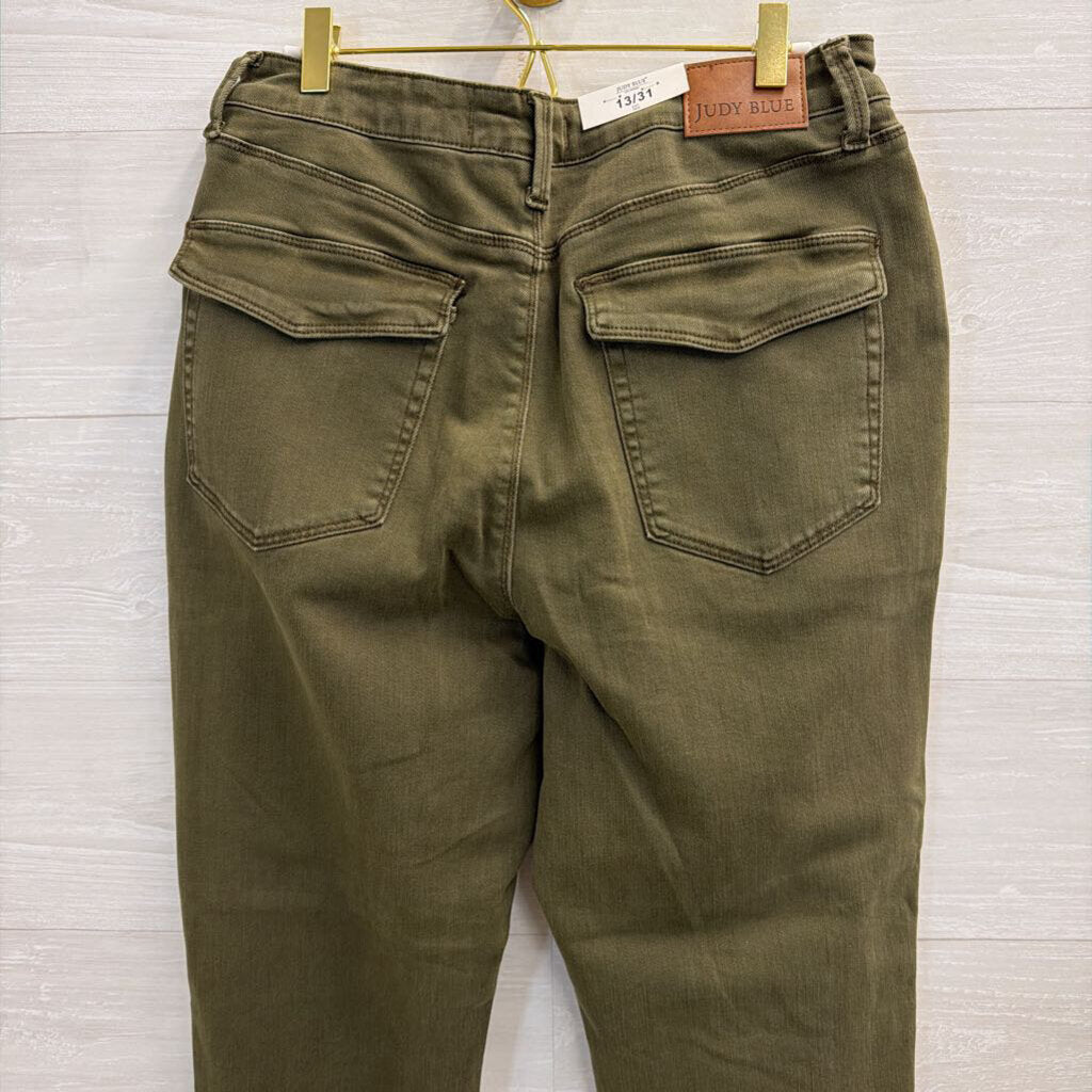 Judy Blue Olive Green Straight Pants NWT 13/31