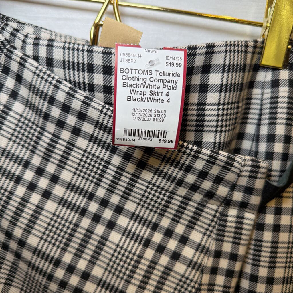 Black/White Plaid Wrap Skirt 4