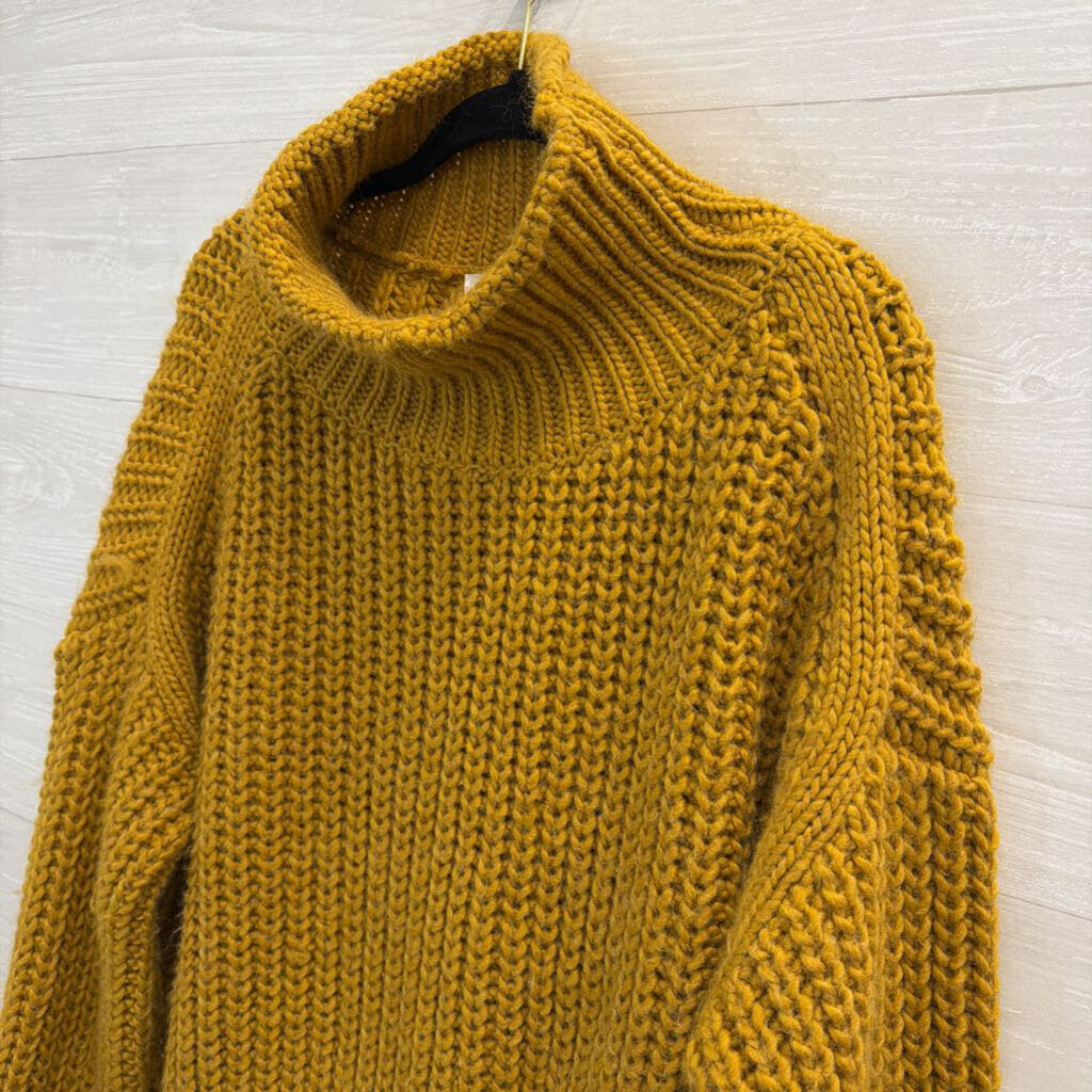 Mustard Yellow Chunky Knit Sweater Large