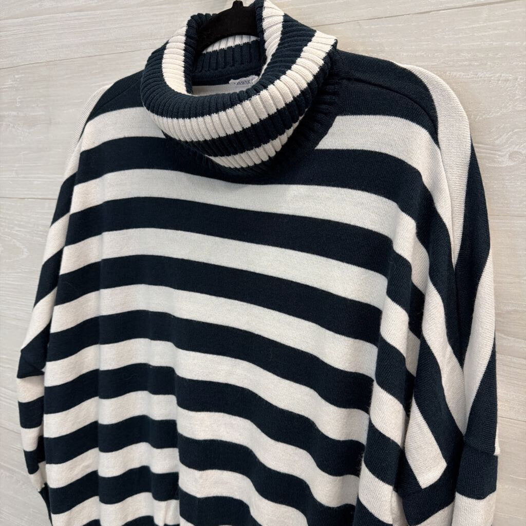 Navy/White Striped Turtle Neck Sweater O/S