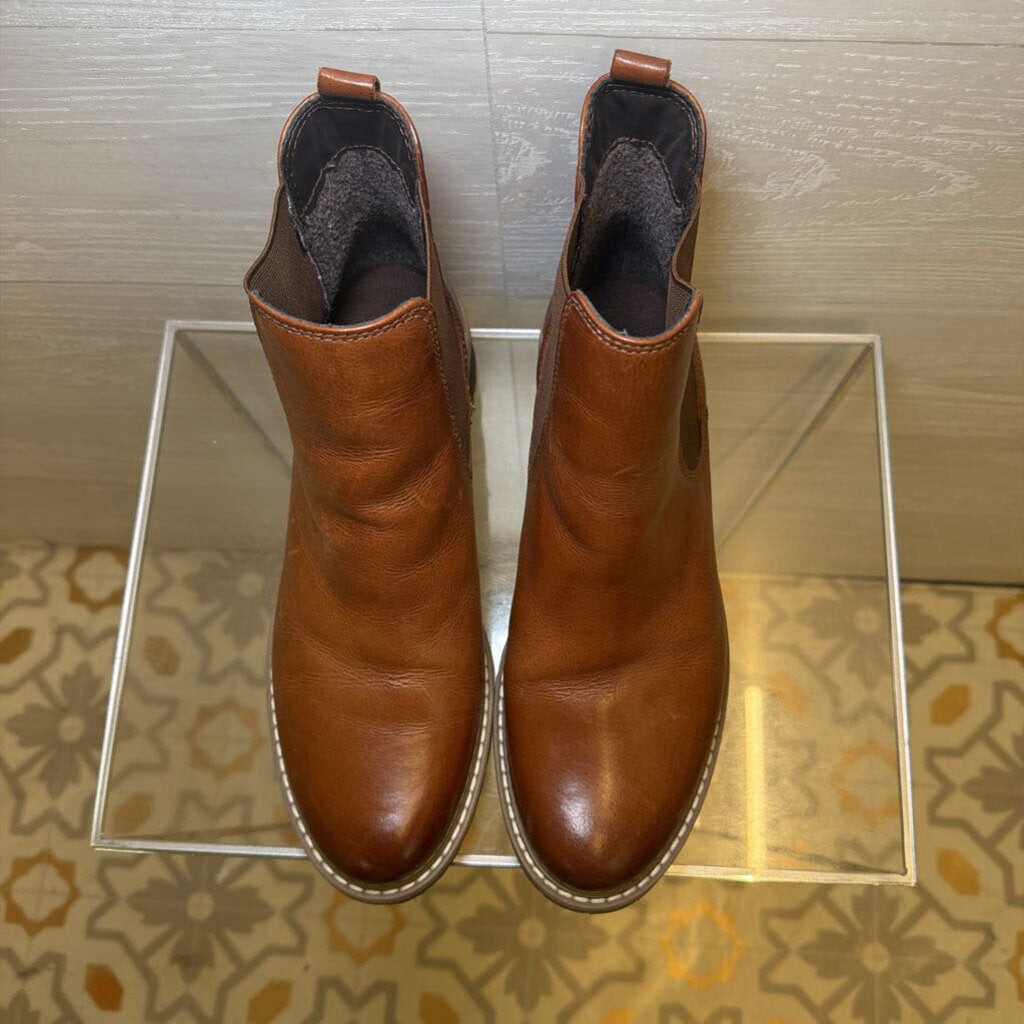 Brown Chelsea Boots 8.5
