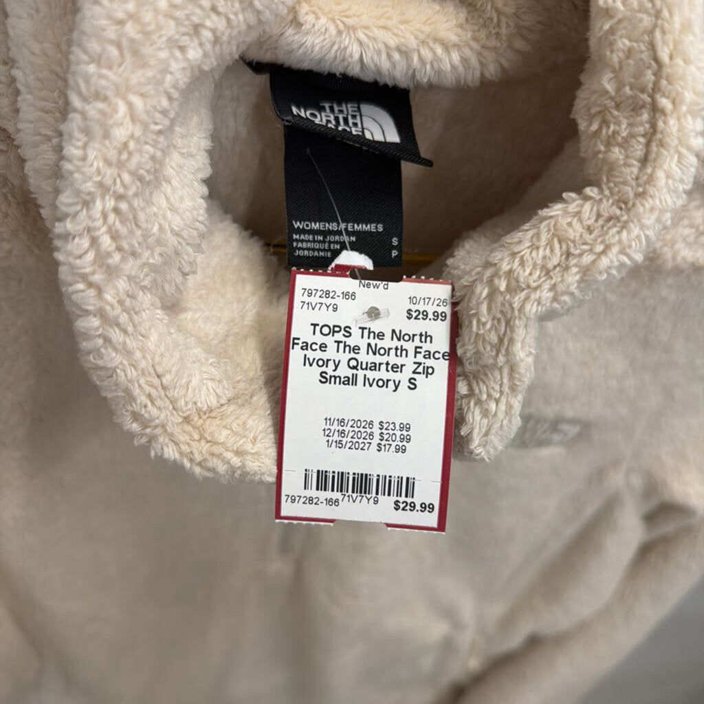 The North Face Ivory Quarter Zip Small