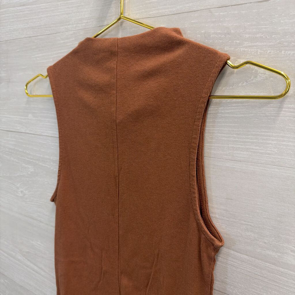 Brown Mock Neck Tank Top Small