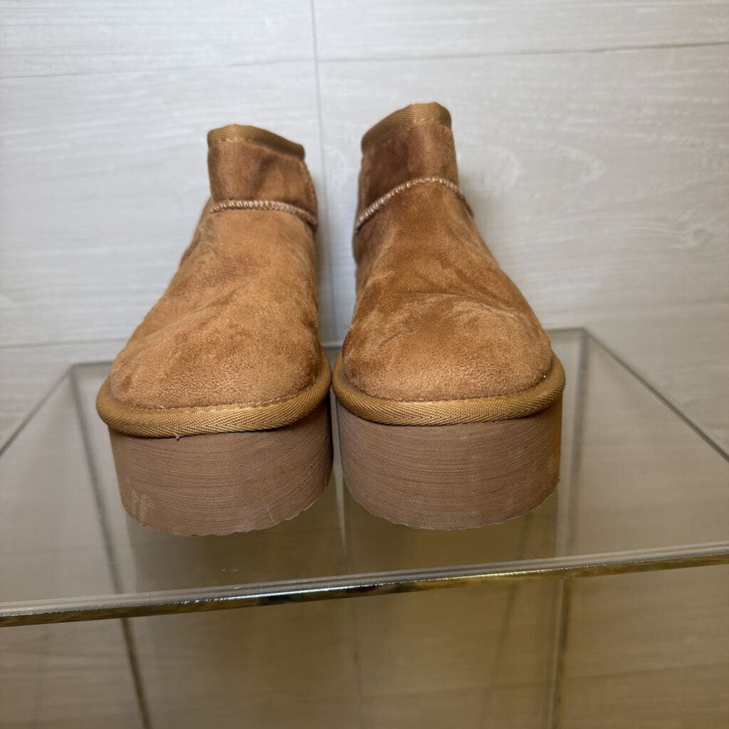 Chestnut Platform Mini Boots 7.5