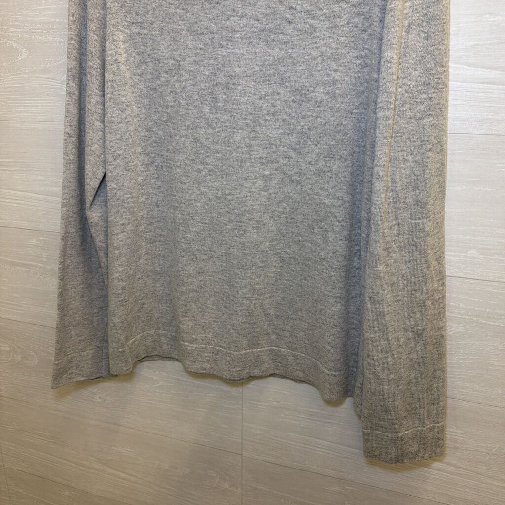 J. Crew Grey Scoop Neck Light Sweater Large