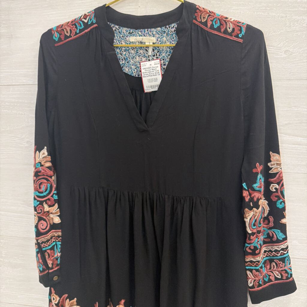 Floreat Black Embroidered Tunic Dress Extra Small