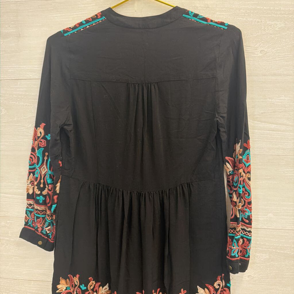 Floreat Black Embroidered Tunic Dress Extra Small