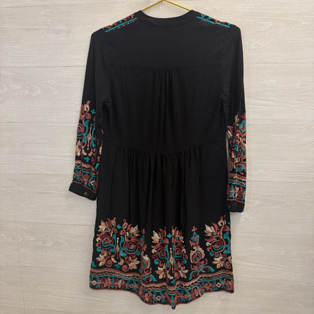 Floreat Black Embroidered Tunic Dress Extra Small