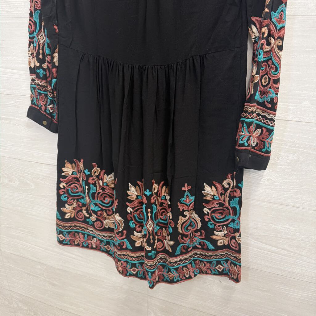Floreat Black Embroidered Tunic Dress Extra Small