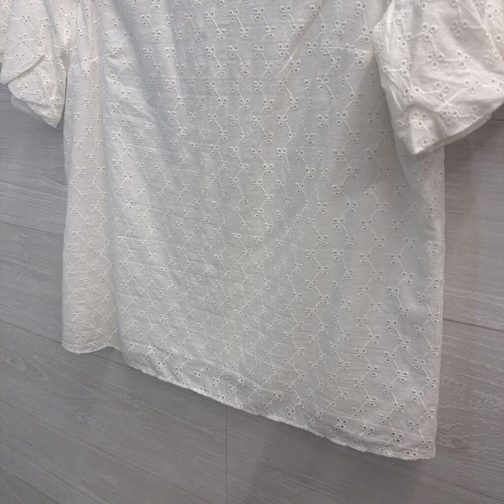 Lilly Pulitzer White Eyelet Small