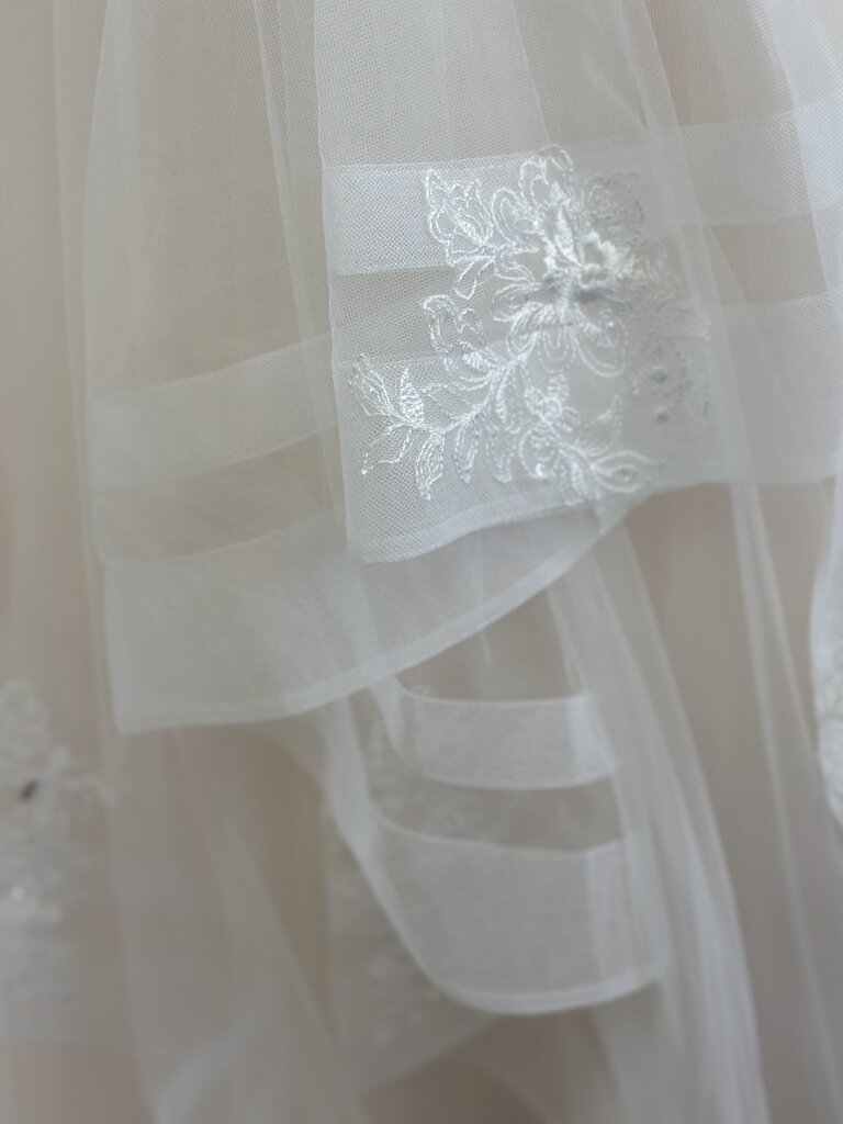 Pale Blush/Ivory Lace and Layered Tulle 10 Ball Gown