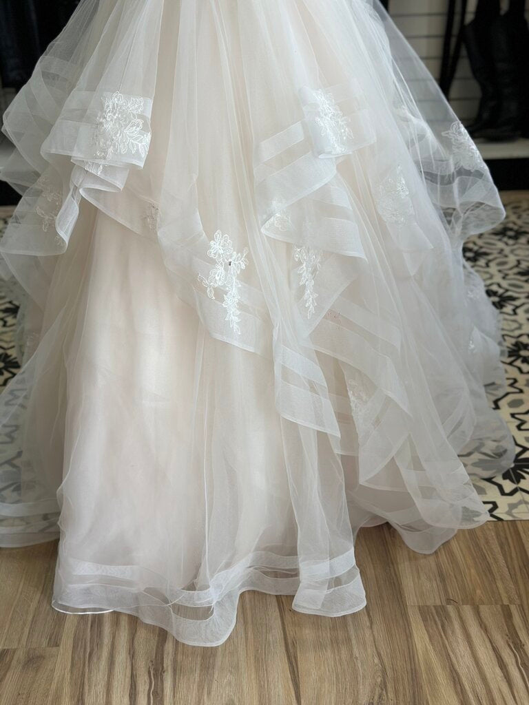 Pale Blush/Ivory Lace and Layered Tulle 10 Ball Gown