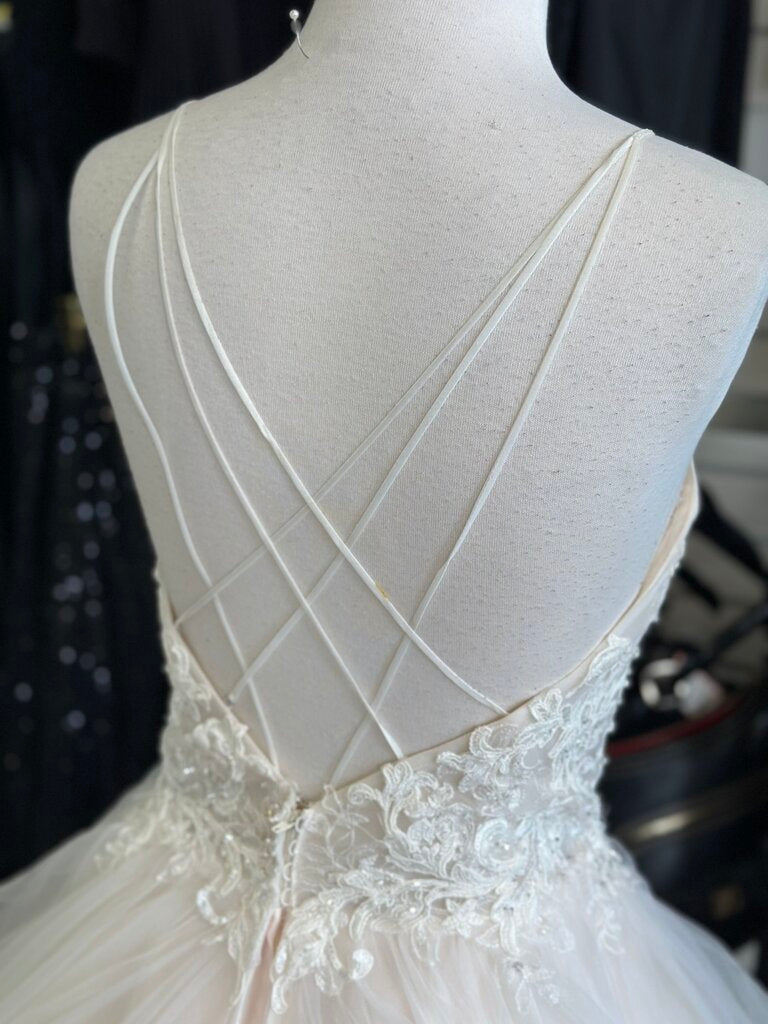 Pale Blush/Ivory Lace and Layered Tulle 10 Ball Gown