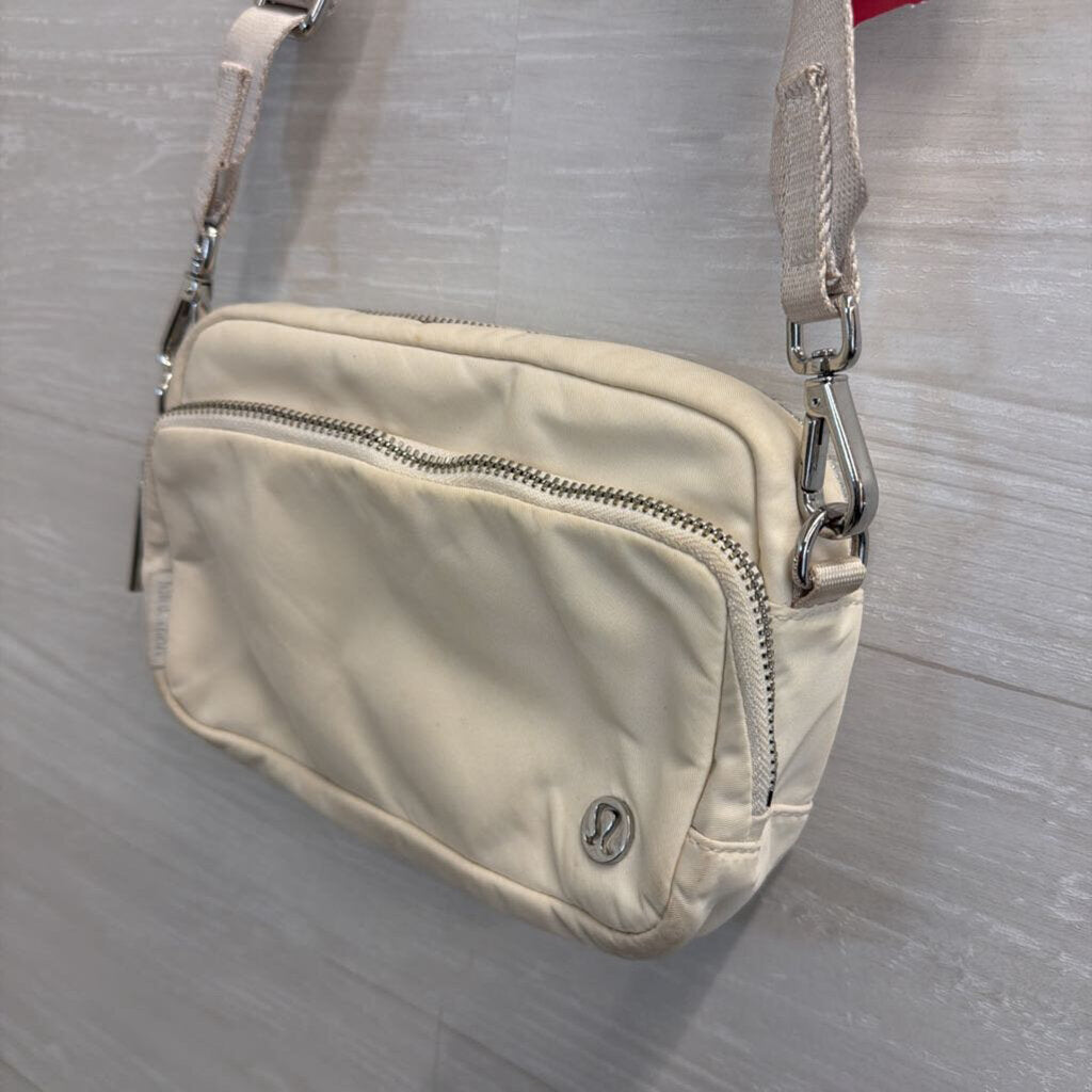 Lululemon Cream Everywhere Belt Bag