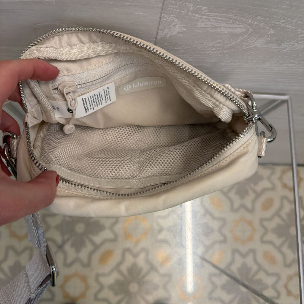 Lululemon Cream Everywhere Belt Bag