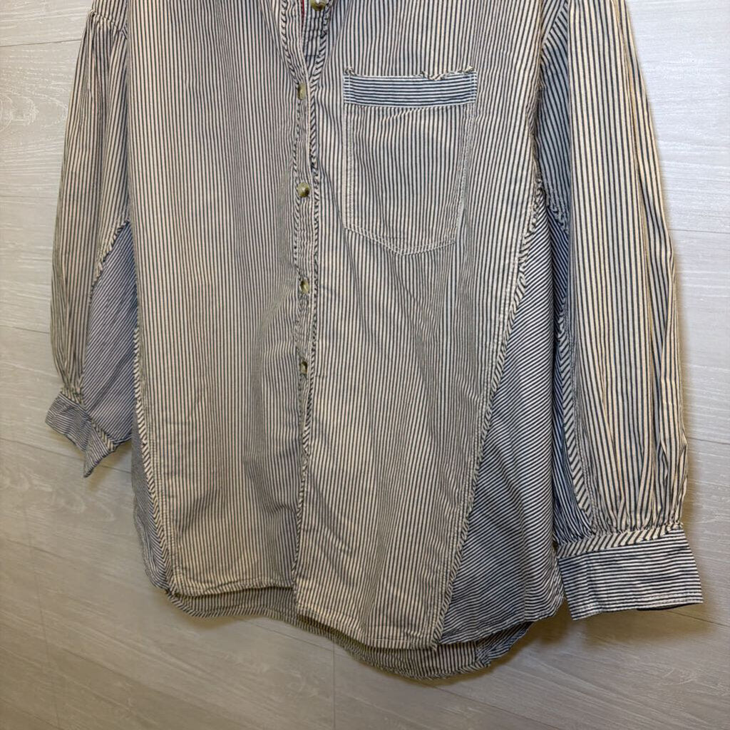 We The Free White/ Grey Striped Long Sleeve Button Down Top Small