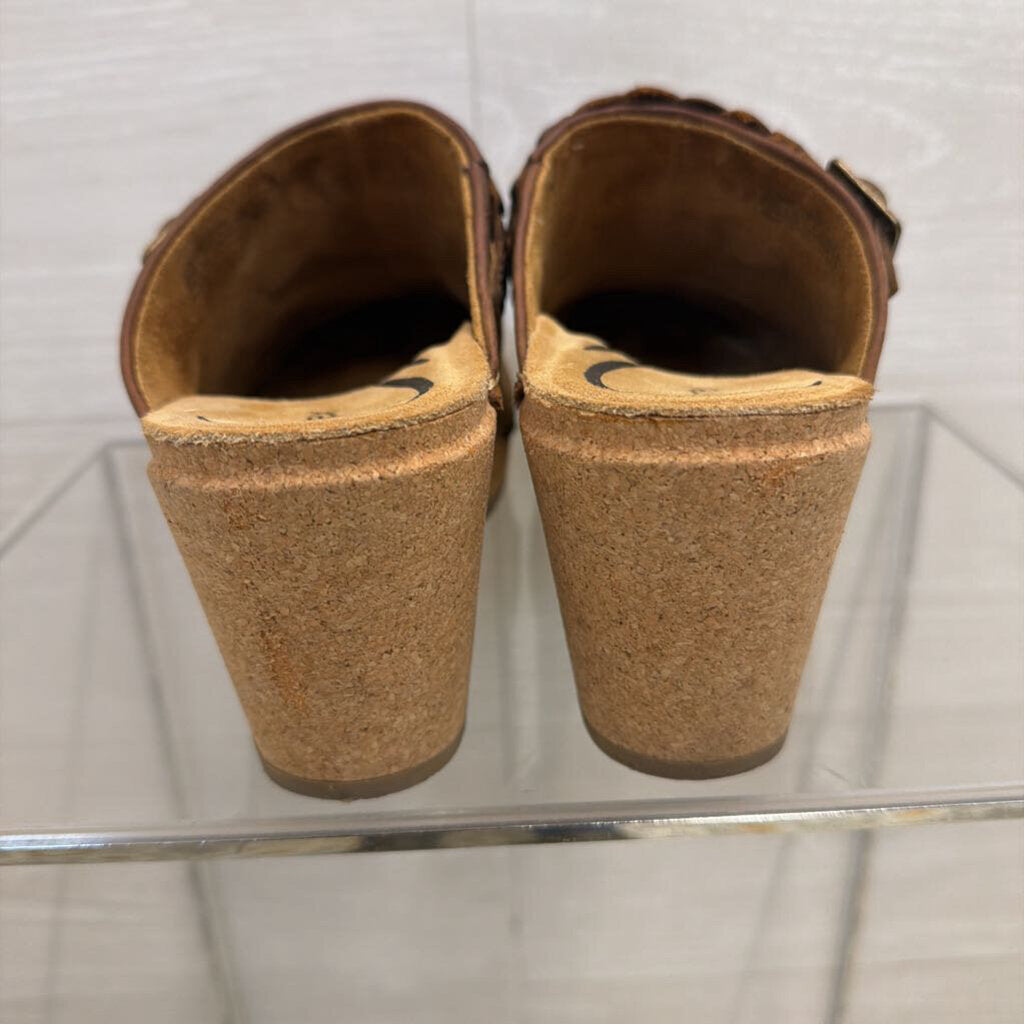 Aetrex Brown Leather Braided Buckle Clogs 42