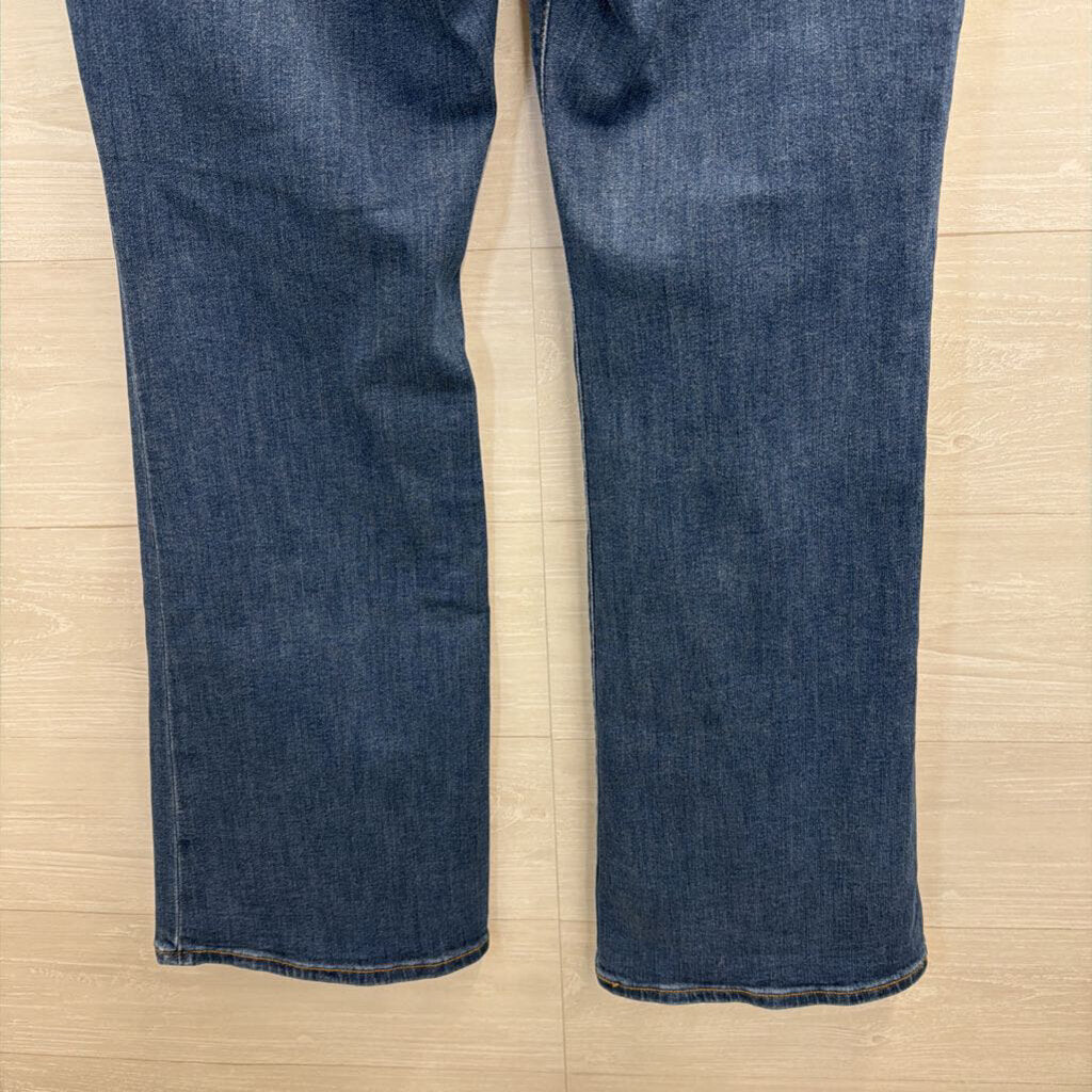 Lucky Brand Medium Wash High Rise Lucky Curvy Flare Jeans 30