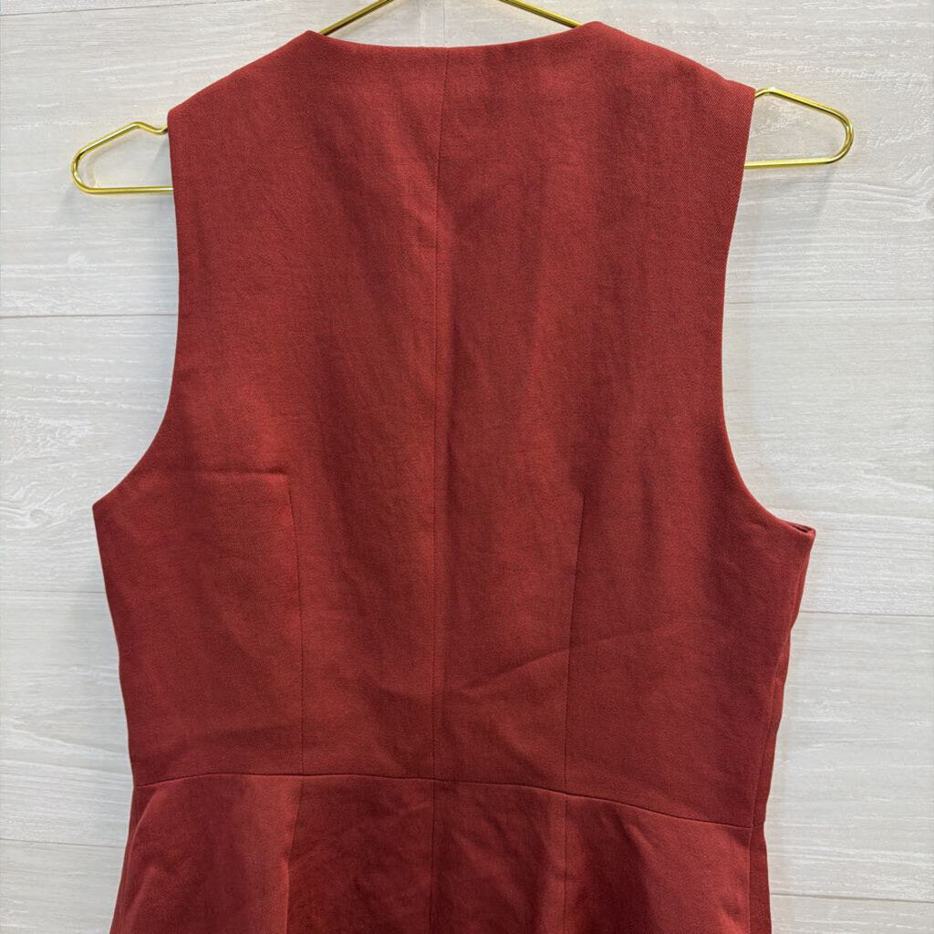 Brick Sleeveless Button Front Top Small
