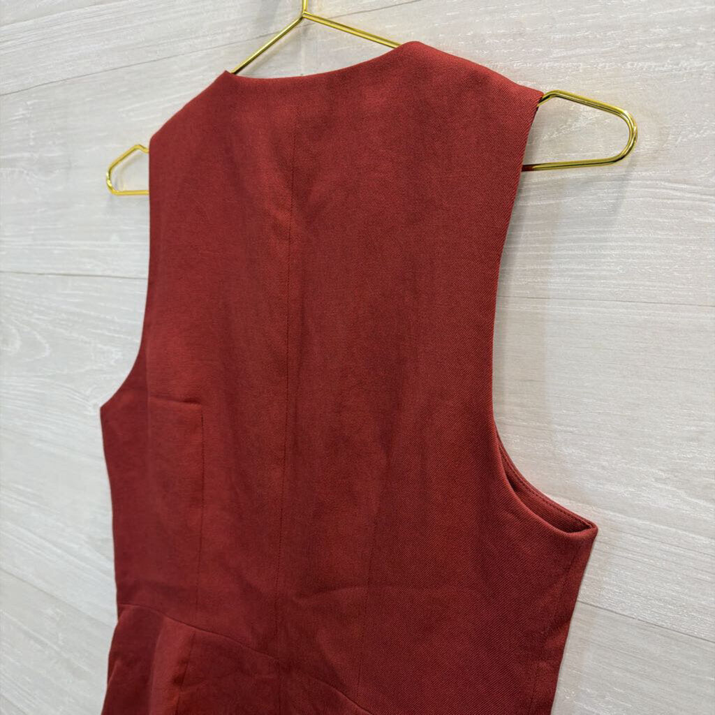 Brick Sleeveless Button Front Top Small