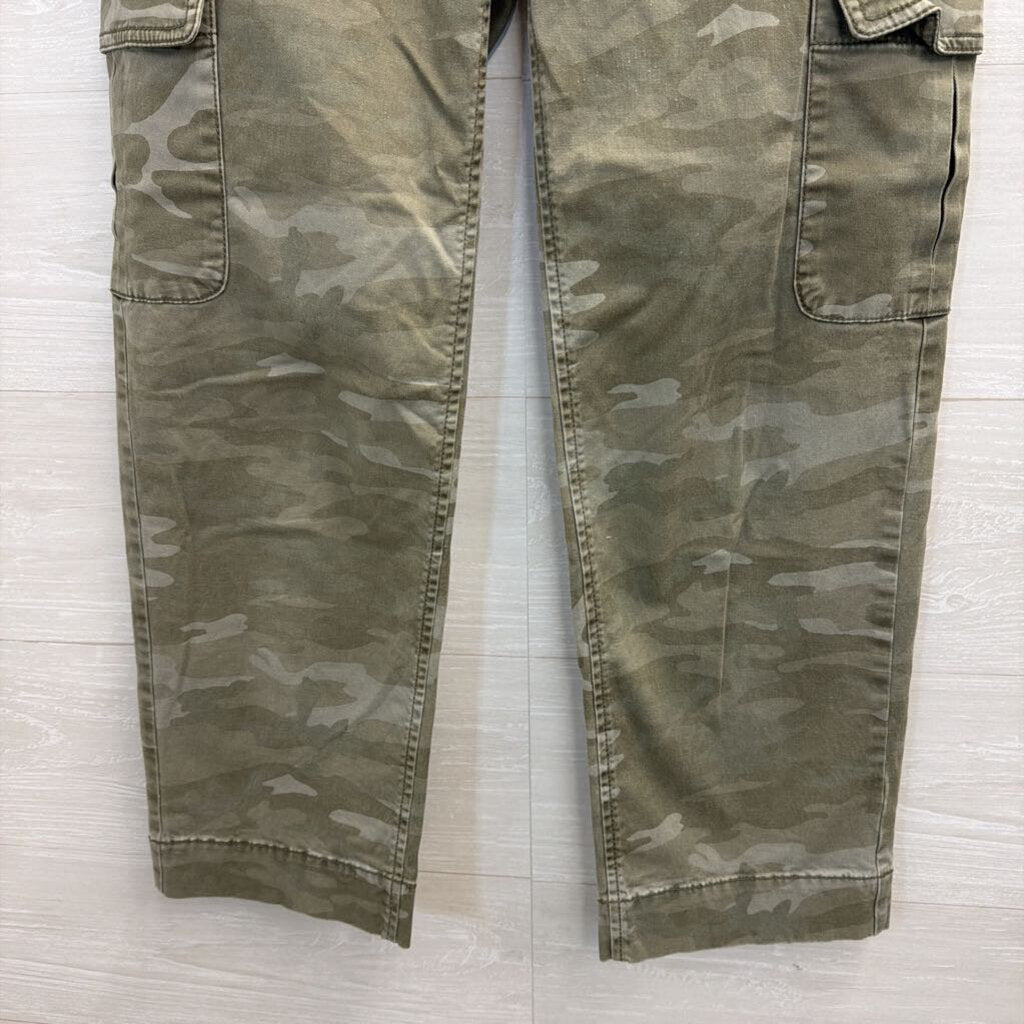 Camo Utility Cargo Pants 2
