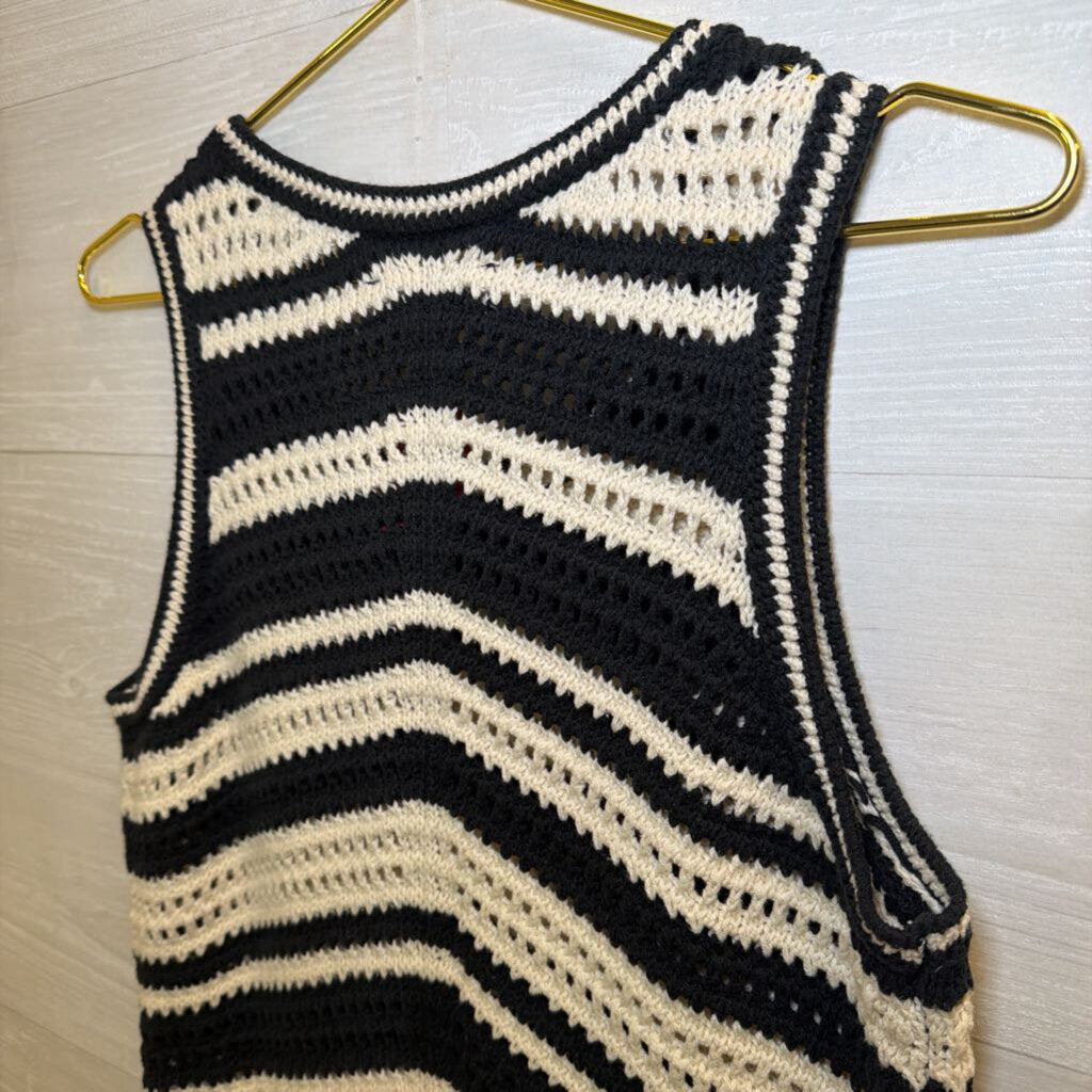 Lucky Brand Black/ Cream Striped Knit Sleeveless Top Small