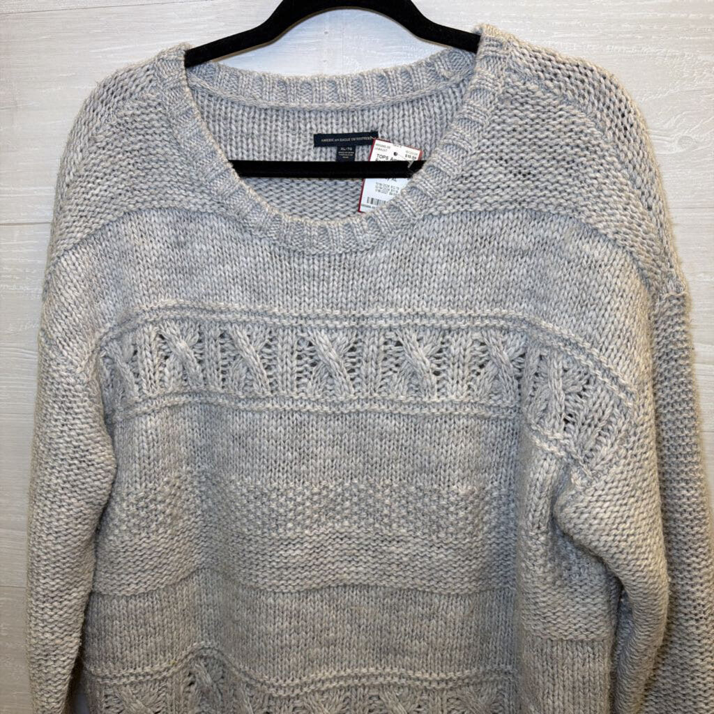 American Eagle Grey Knit Sweater Extra Large