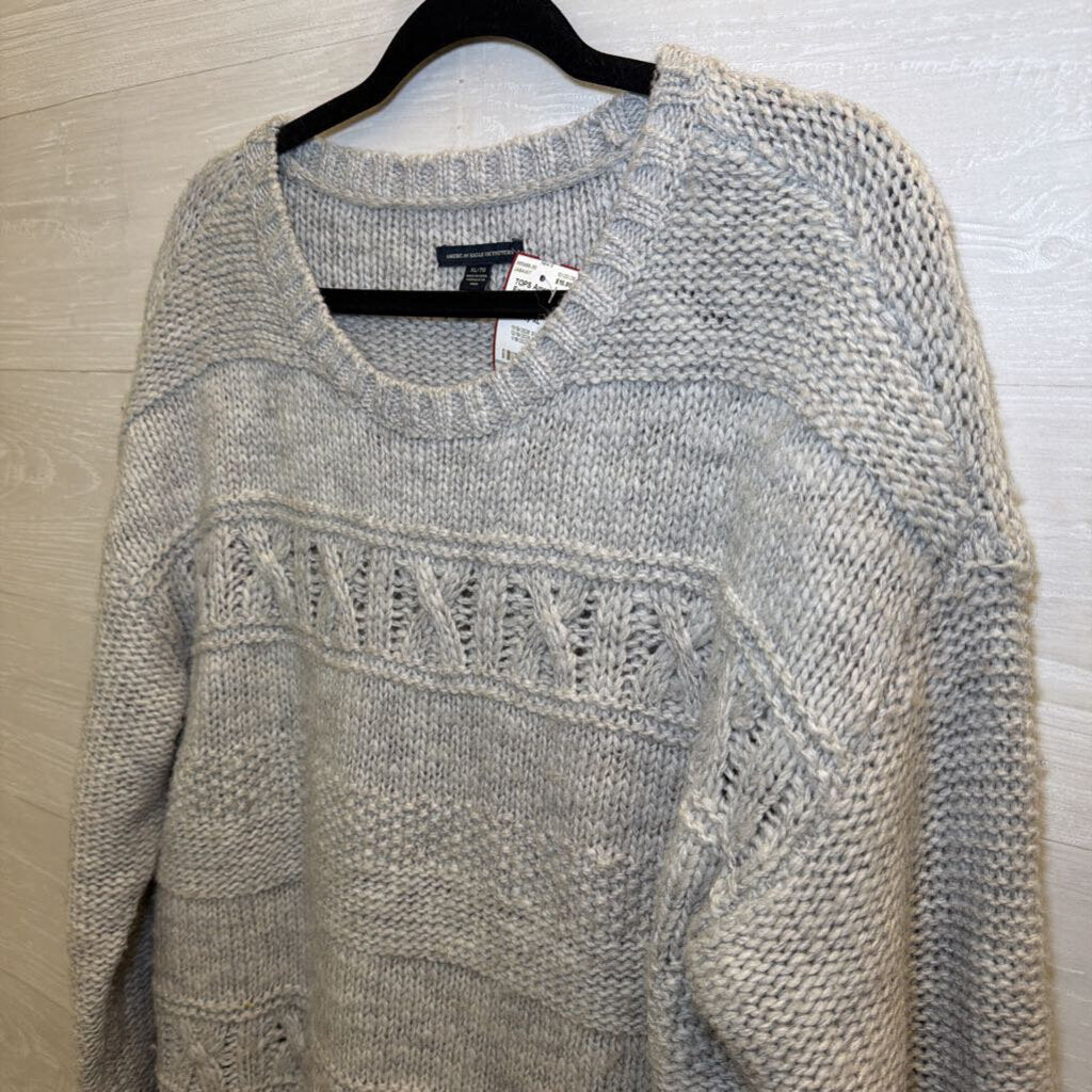 American Eagle Grey Knit Sweater Extra Large