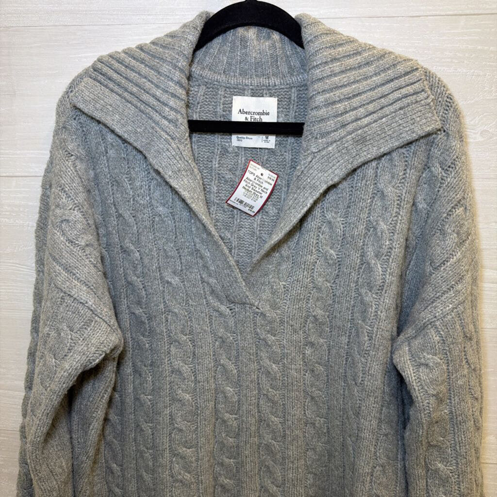 Abercrombie and Fitch Grey V Neck Knit Sweater Medium