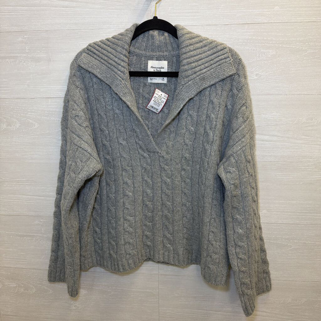 Abercrombie and Fitch Grey V Neck Knit Sweater Medium
