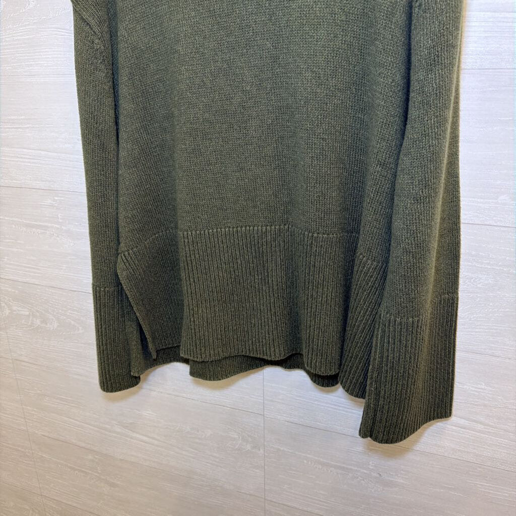 Gap Green Knit Turtleneck Sweater Medium Tall