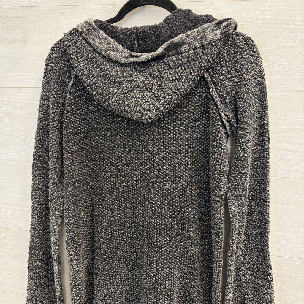 Vintage Havana Black/ White Knit Hooded Long Sleeve Top Medium