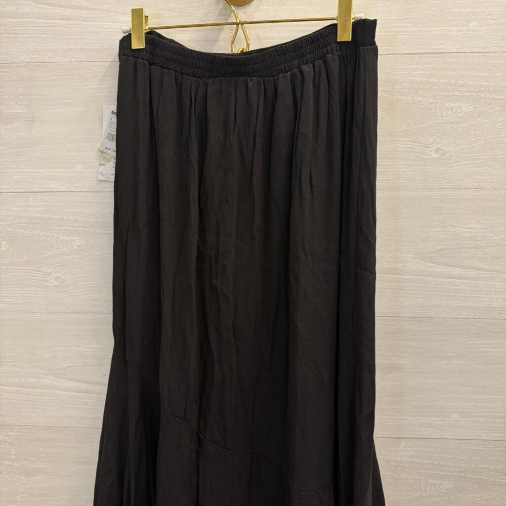 Wild Moss Black Ruffle Hem High Low Skirt Medium