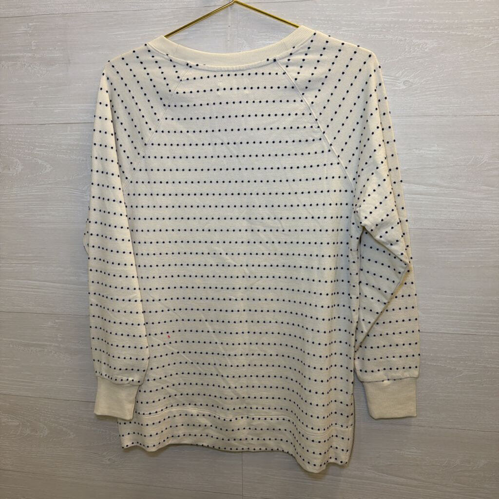 Cream/Navy Long Sleeve Pull Over Zipper Top Extra Small