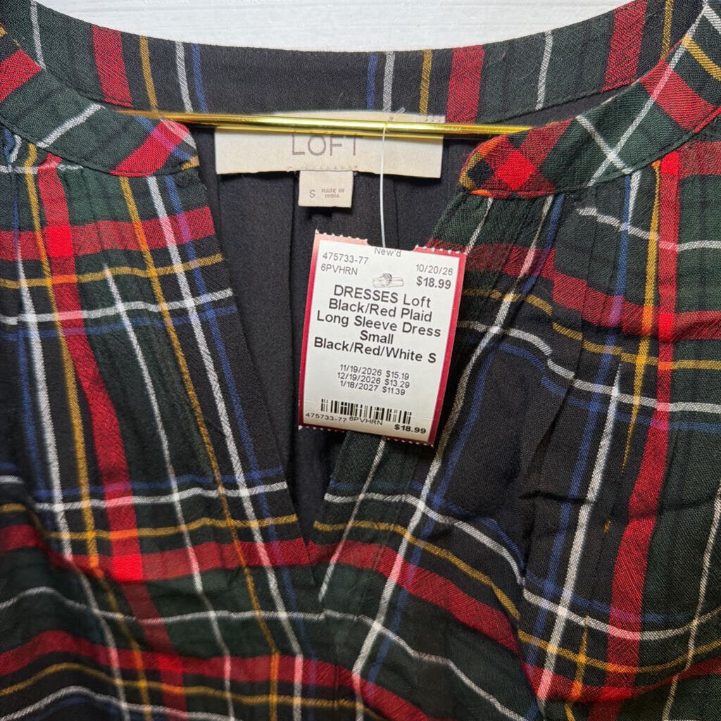 Black/Red Plaid Long Sleeve Dress Small